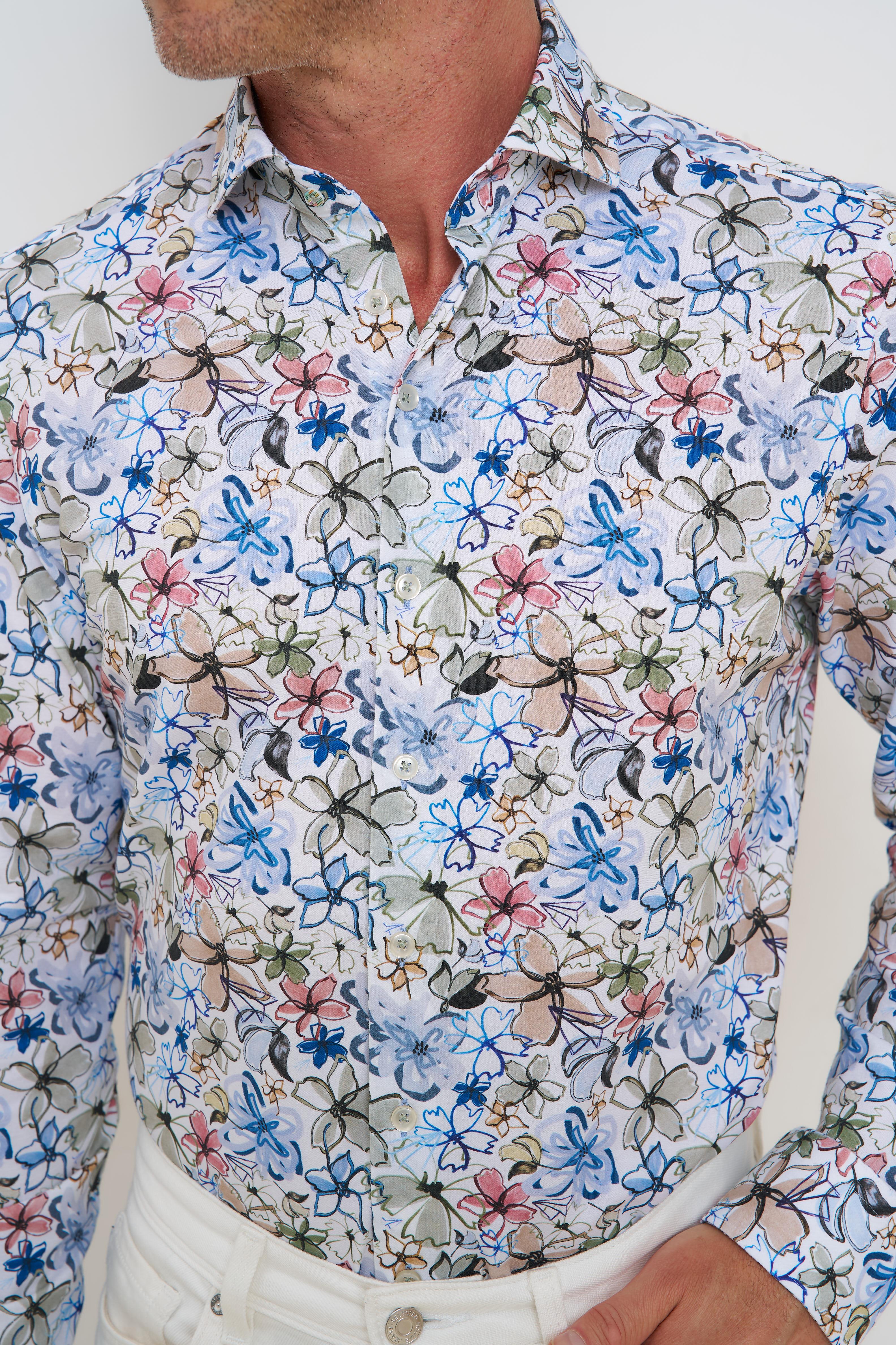 Travel Shirt in Flowers by R2