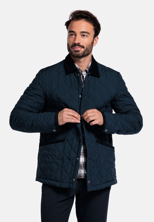 Quilted jacket in navy by Giordano