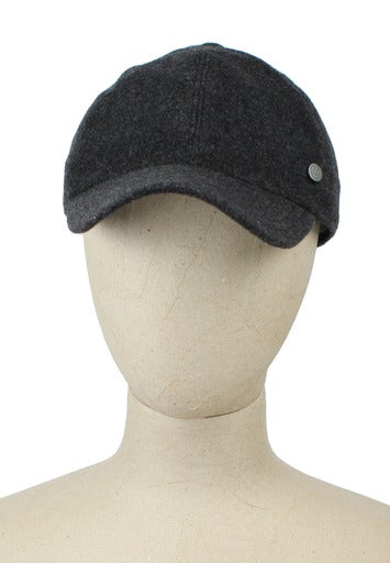 Wool cap in grey by Bugatti