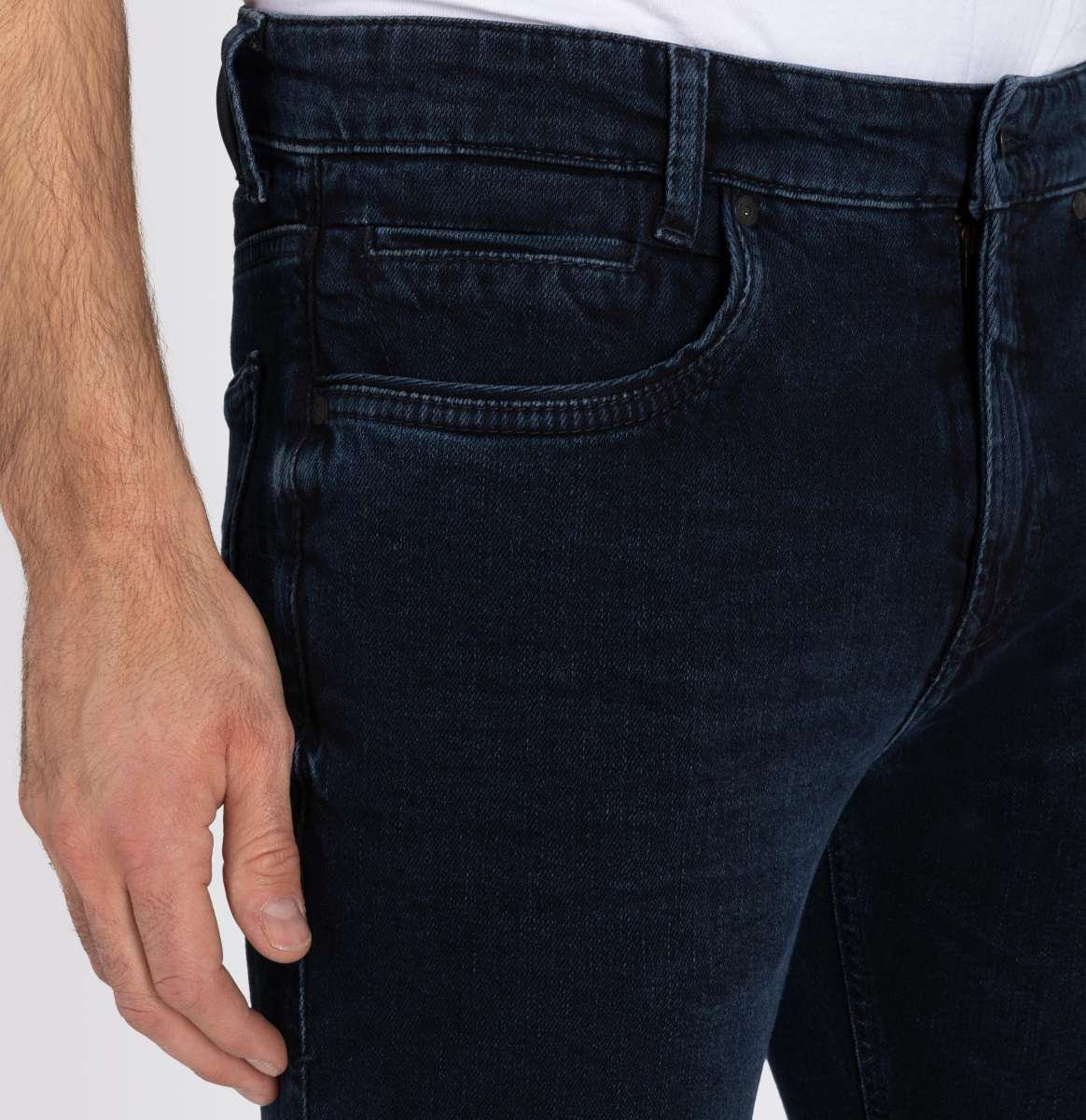 Cashmere blend jeans in dark blue by MAC