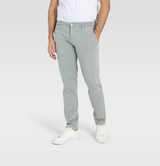 Driver Pants in Sage Sorbet by MAC