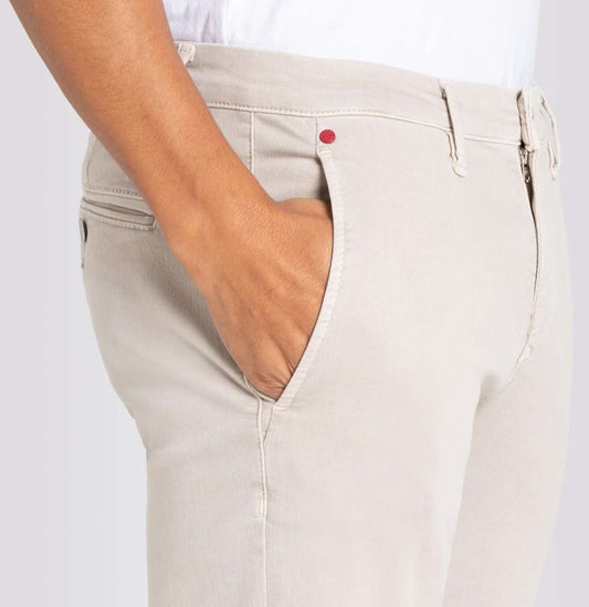 Driver Pants in Kitt beige by MAC
