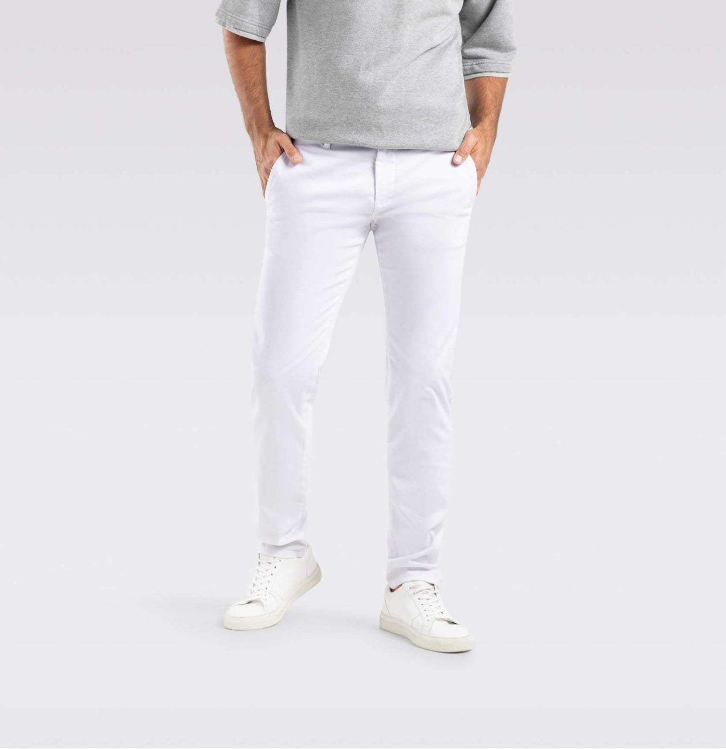 Driver Pants in White by MAC