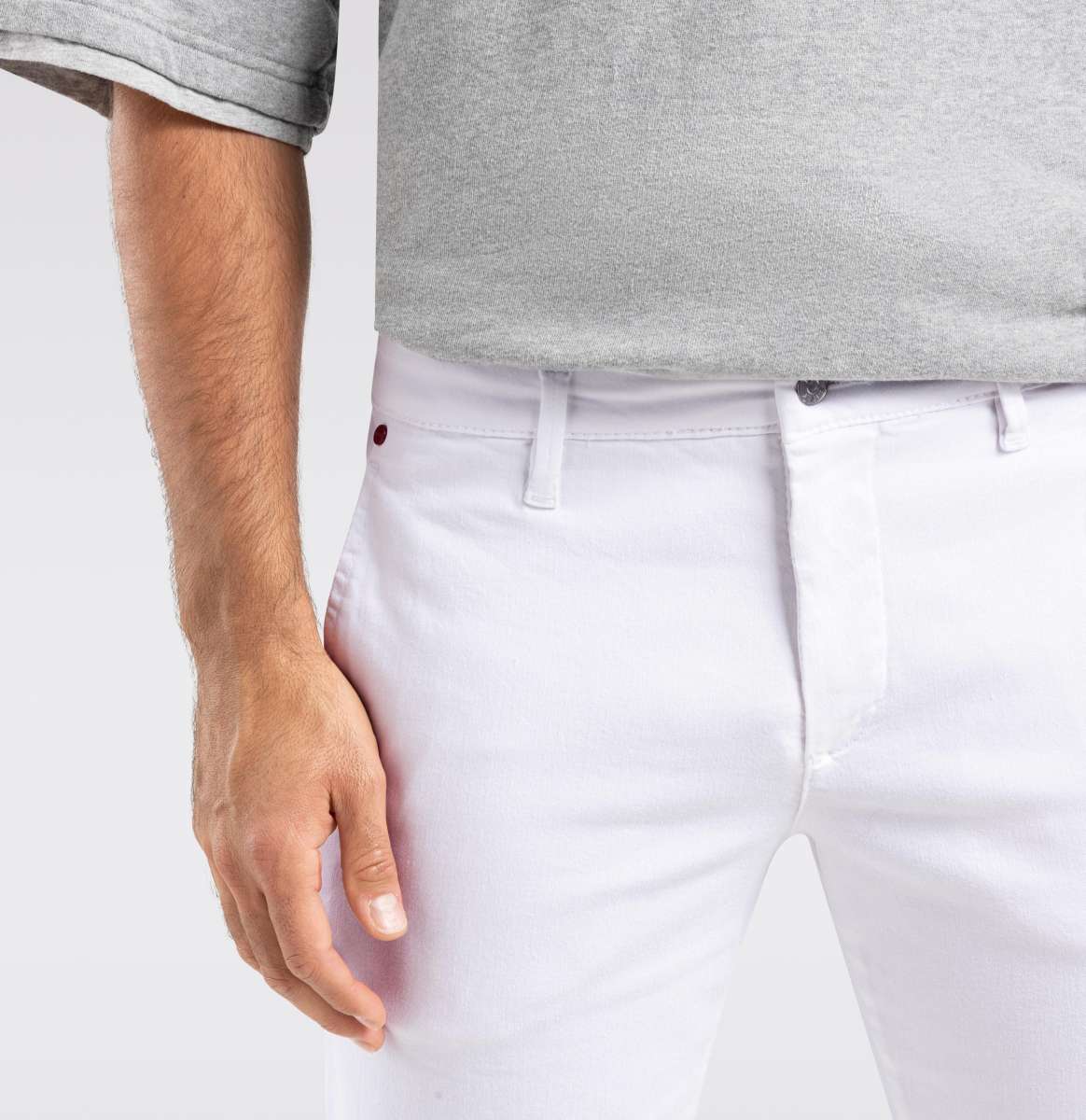 Driver Pants in White by MAC