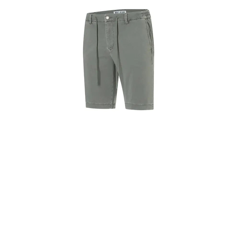Jog'n short in Khaki by MAC Jeans