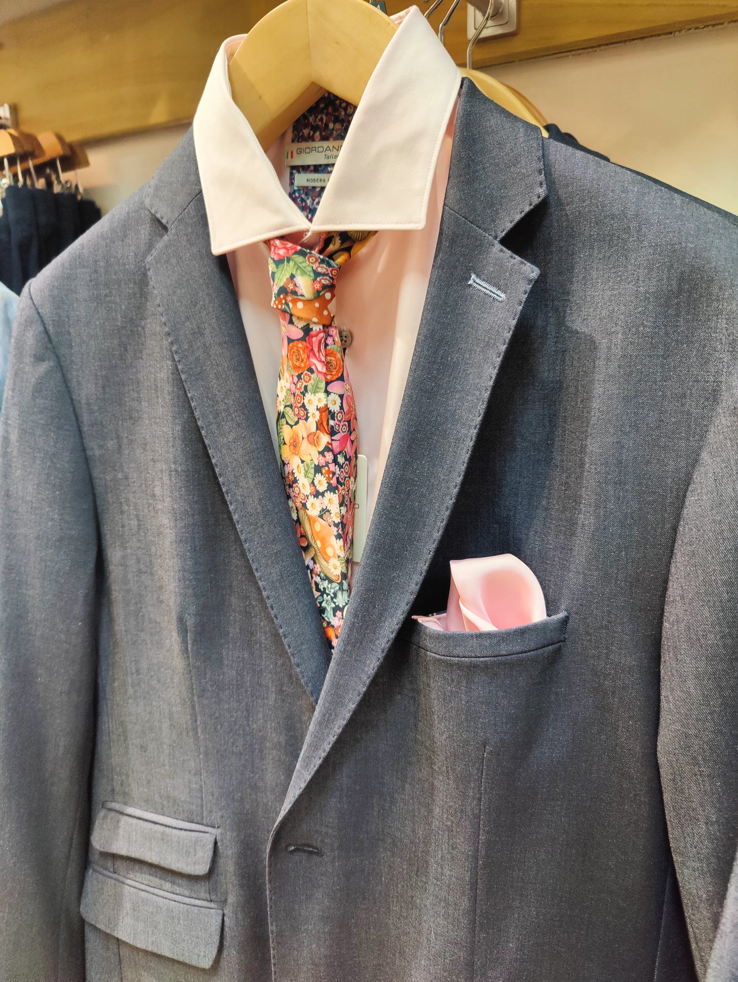 Extreme flex blazer in navy by Sunwill