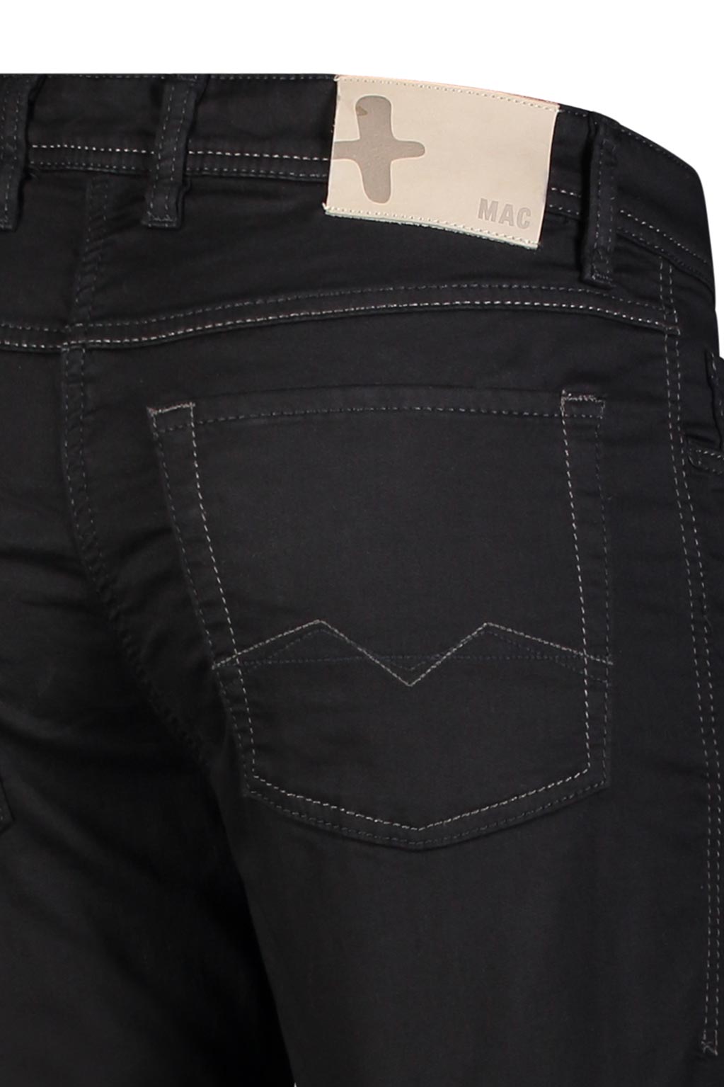 Black Jog'n'Jeans by MAC