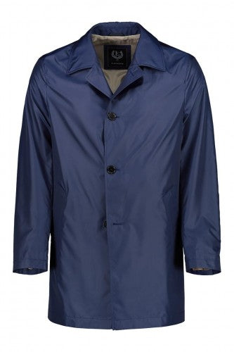 Water resistant packable mac by Lavard