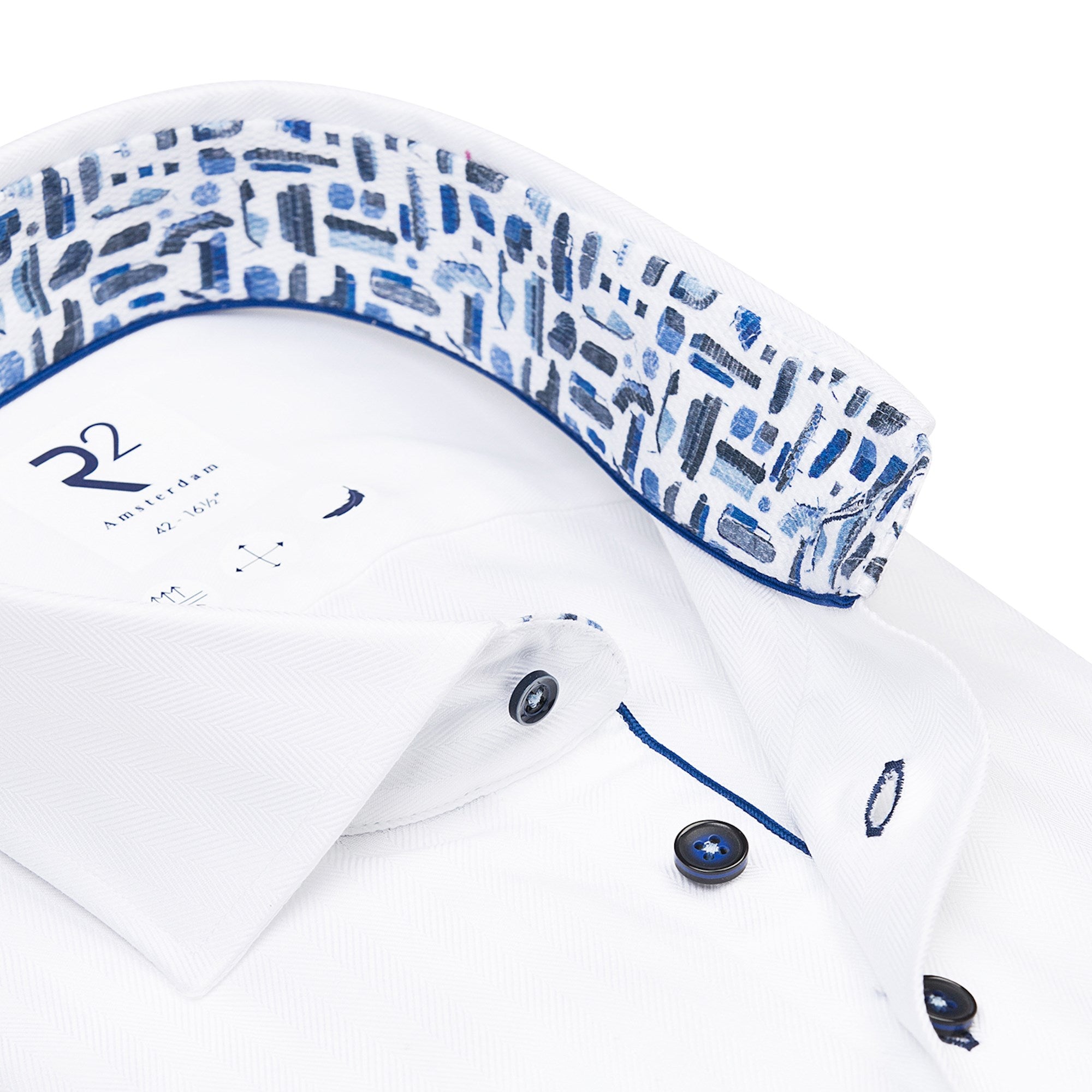 White with white sofa detail by R2