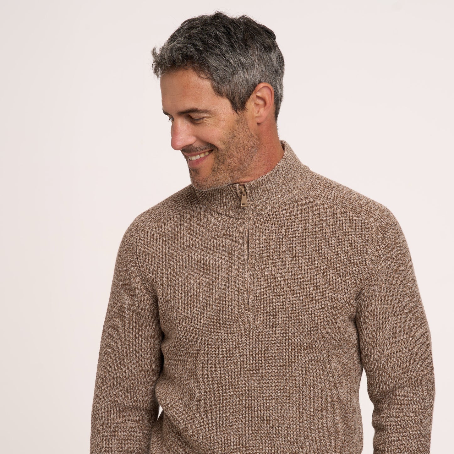 Merino 1/4 zip in brown by R2