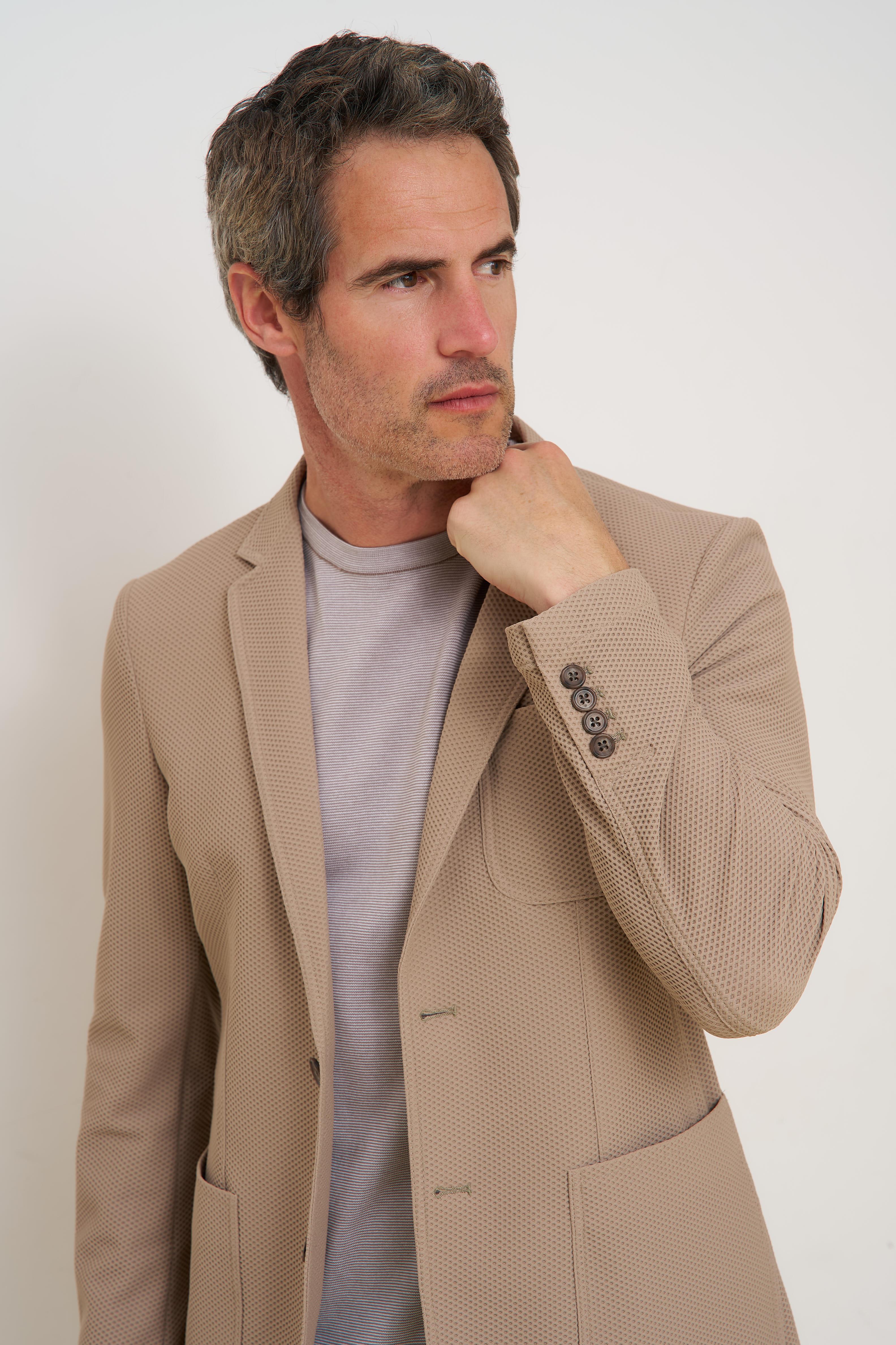 Travel Jacket in Mushroom by R2
