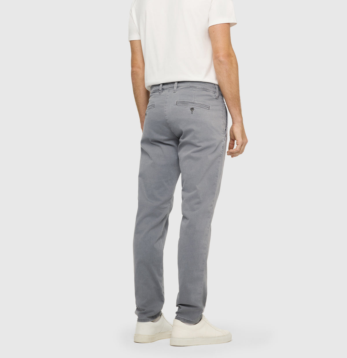 Driver Pants in Light Storm Grey by MAC