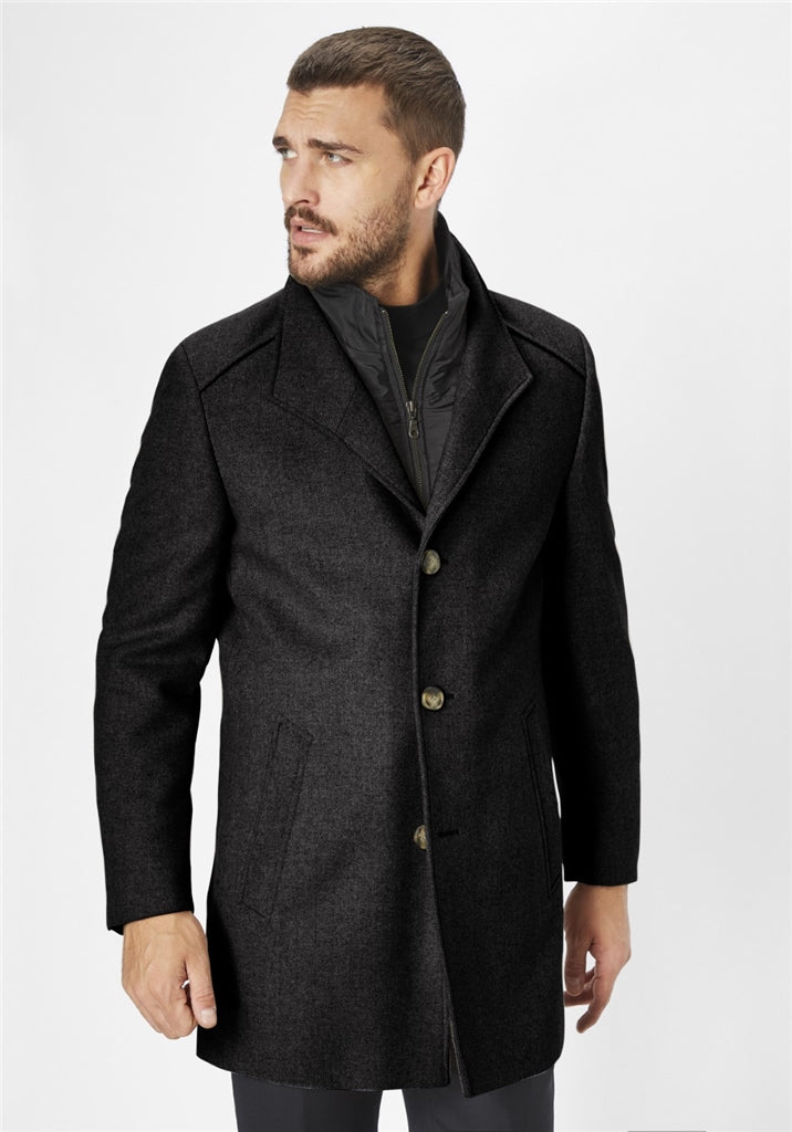 Wool mix coat in black by S4