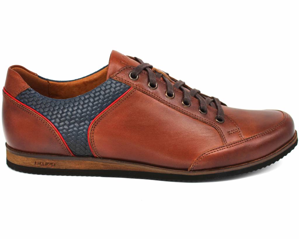 Super lightweight shoe in tan by Lacuzzo