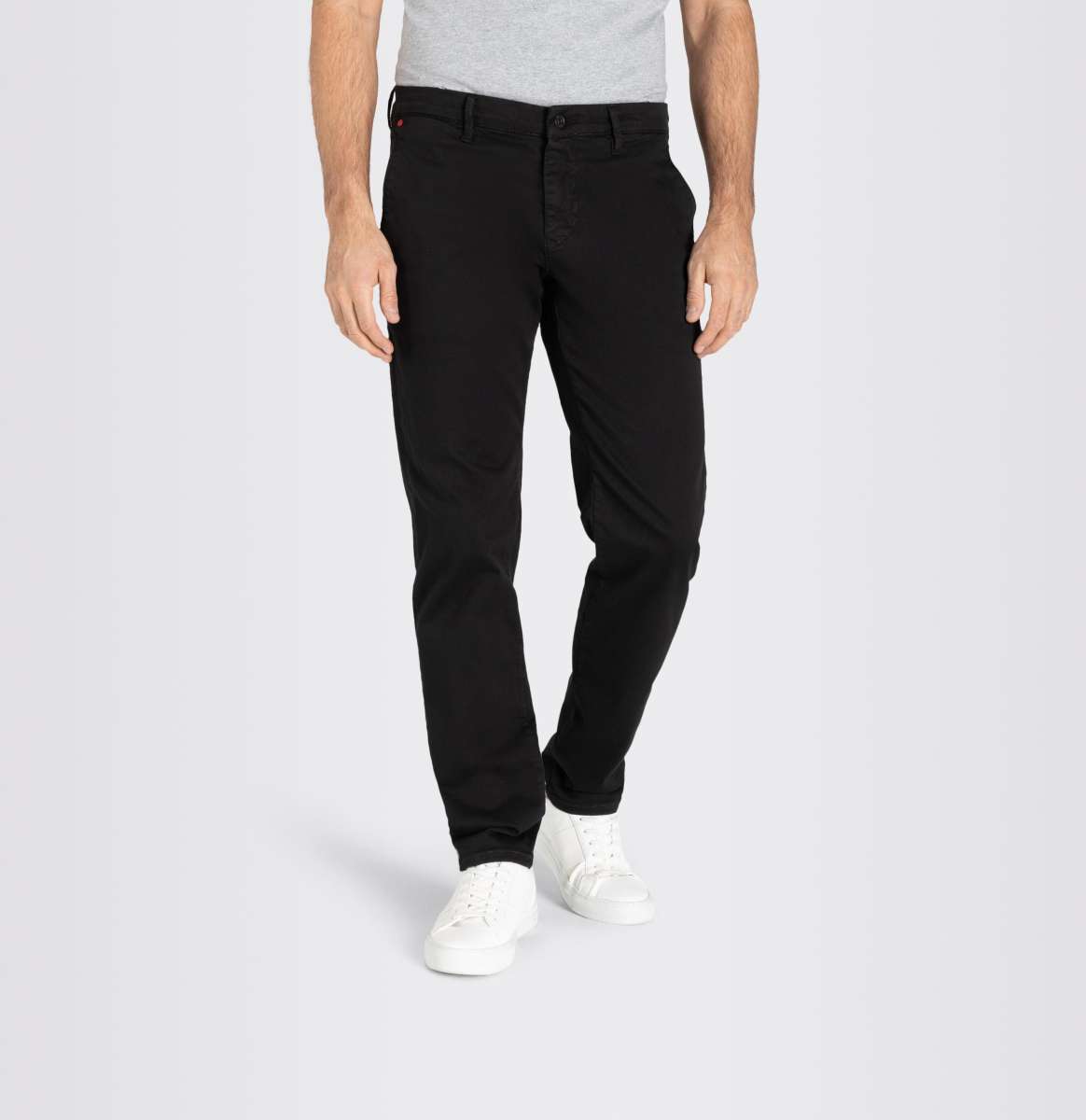 Driver Pants in Black by MAC