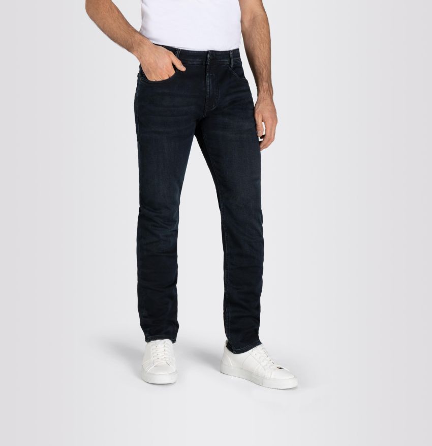 Limited Edition Blue jog'n jeans Jeans by MAC
