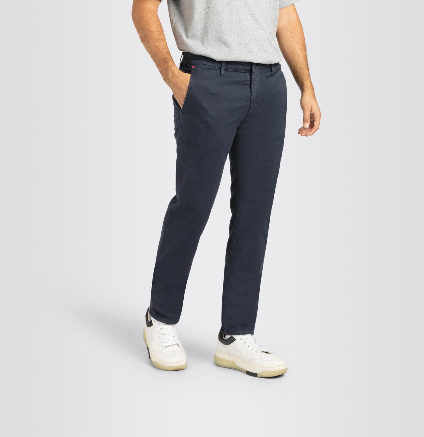 Driving Pants in navy by MAC