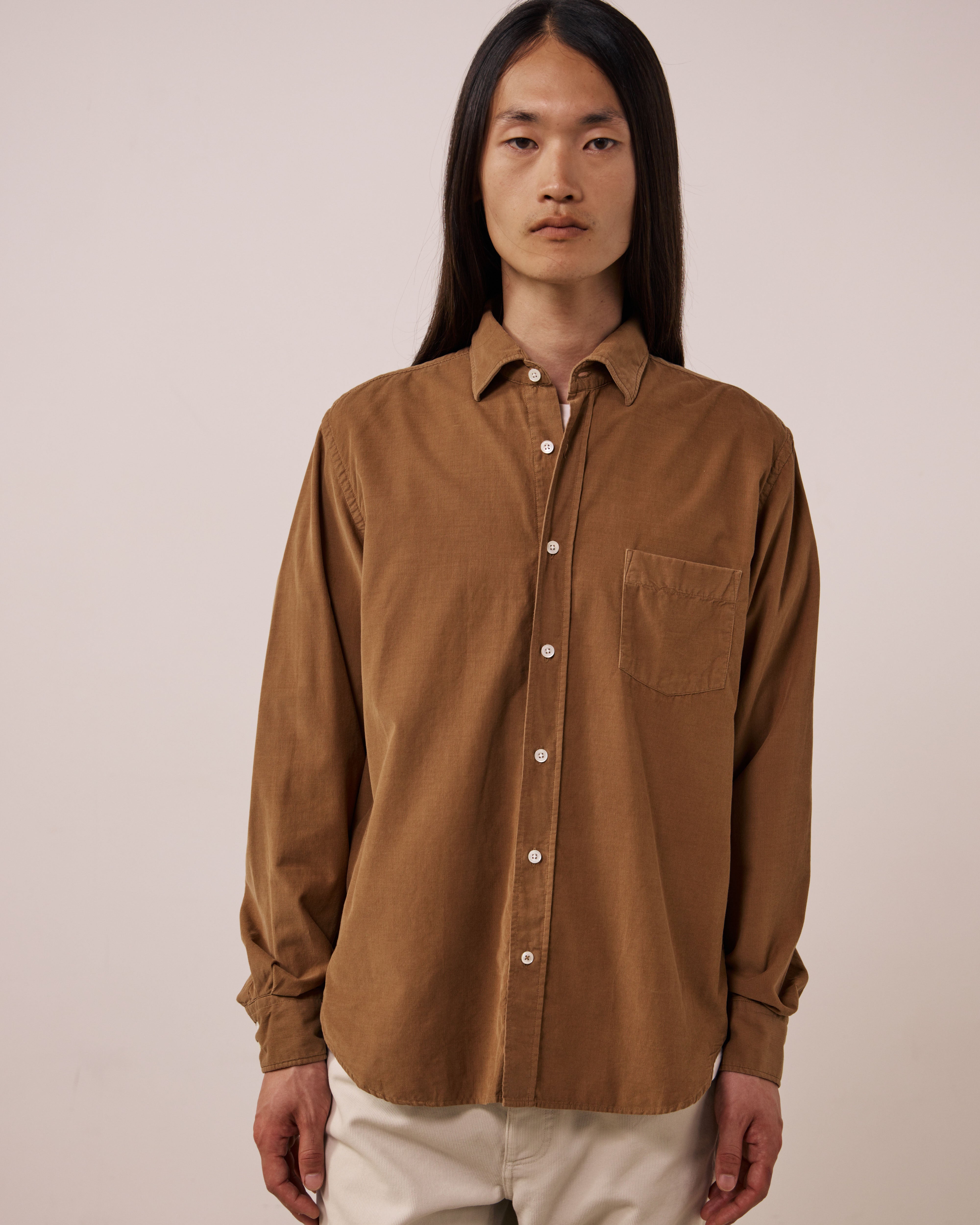 Fine Corduroy Shirt in Cognac by Hartford