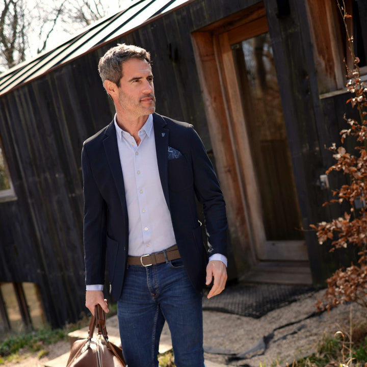 Jersey jacket in navy by R2