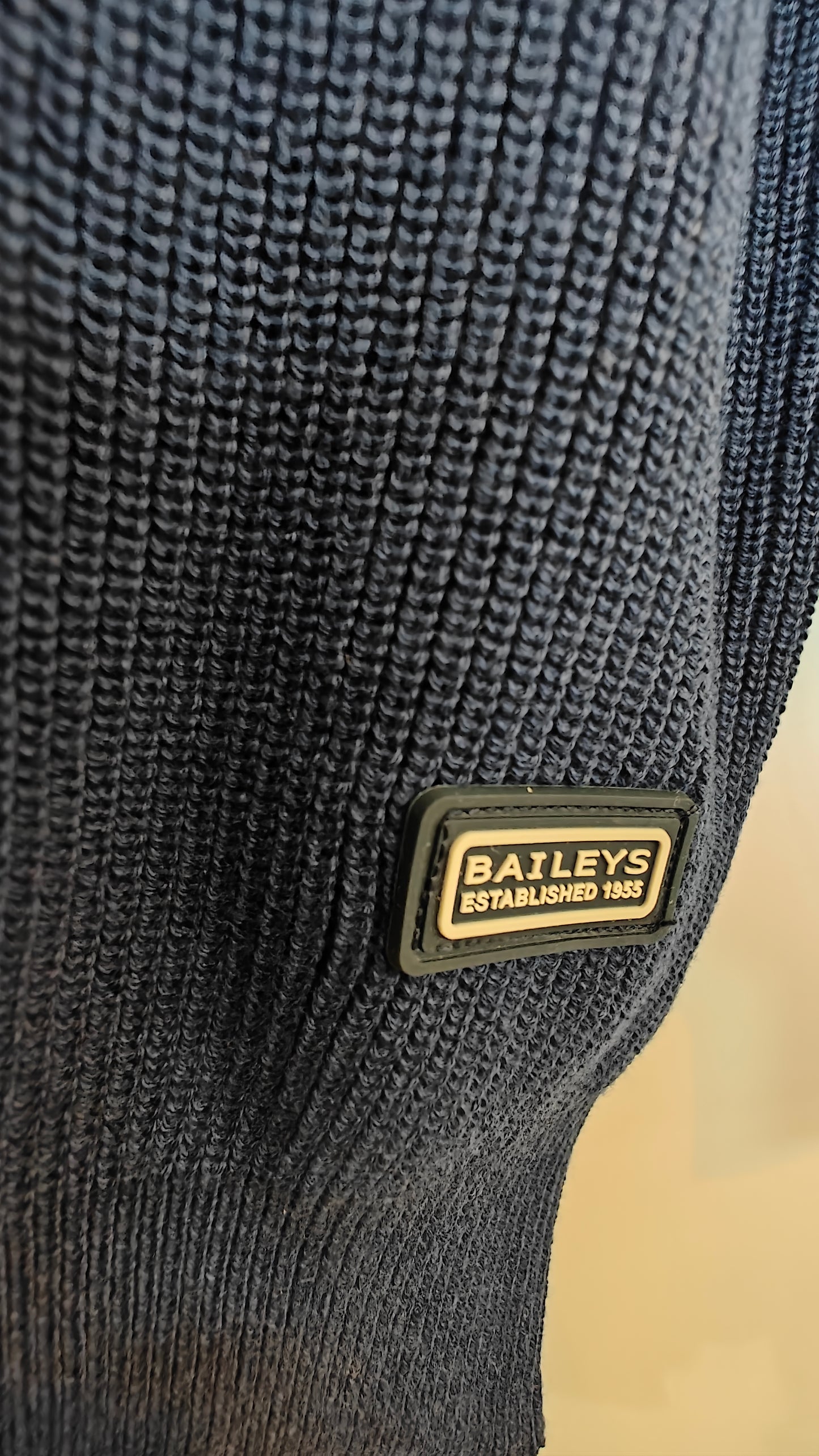 Navy Cotton raglan sleeve crew by Baileys