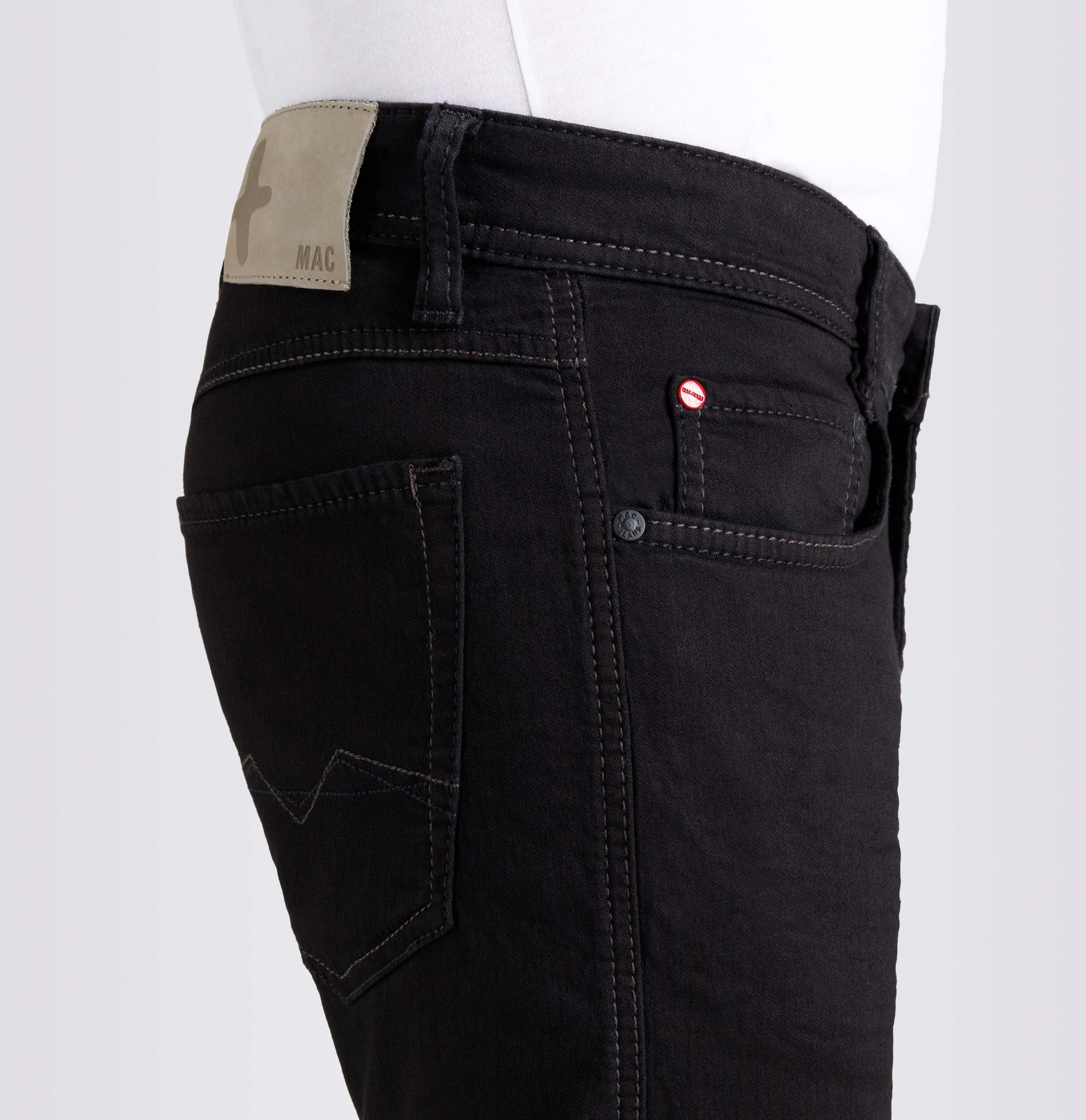 Black Jog'n'Jeans by MAC